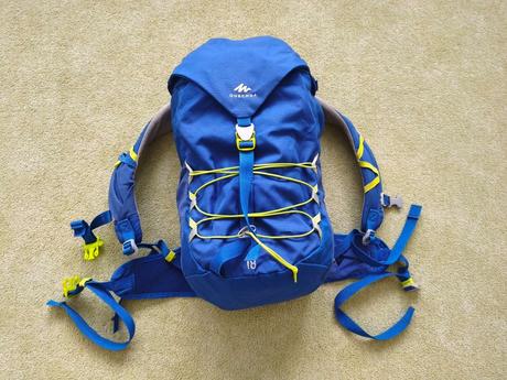 Turistický batoh detský 18l quechua mh500,