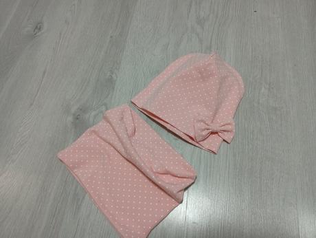 Čiapka a nákrčník, 116