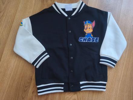 Mikina na cvoky, 116