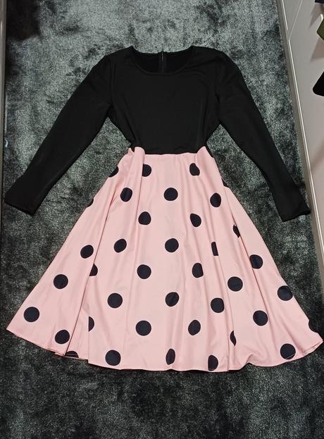 Perfektne nadcasove saty v. m/l, m