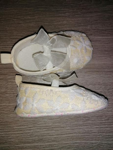 Maslové capacky, <17