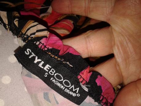 Padavá farebná blúzka cez ramená  m, m