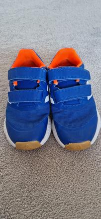 Tenisky halovky, adidas,32