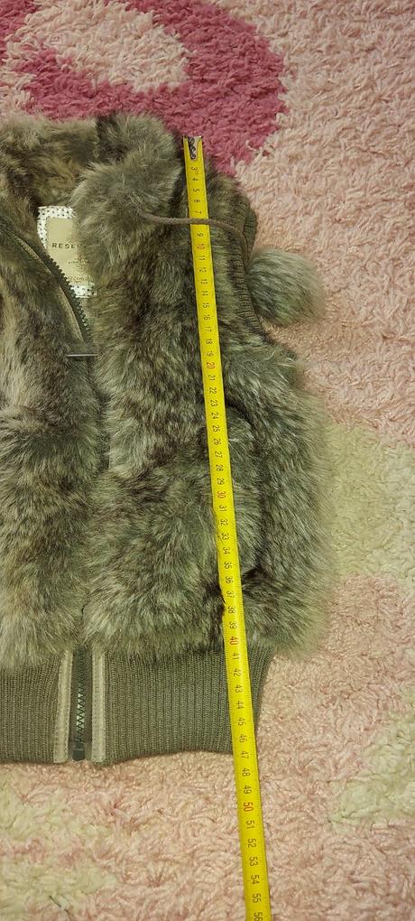 Chlpata vesta, reserved,122