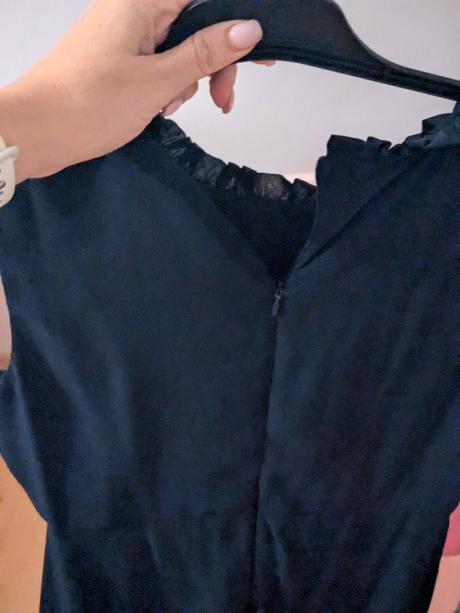 Šaty tmavomodré, l