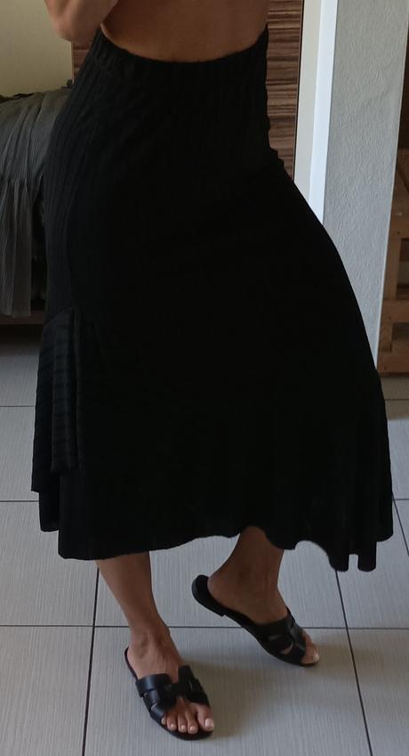 Maxi sukňa asimetrického strihu, reserved,s