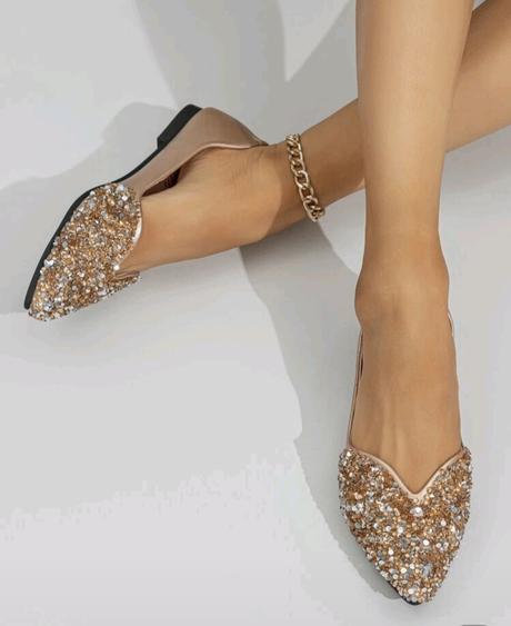 Balerinky spolocenske, 38