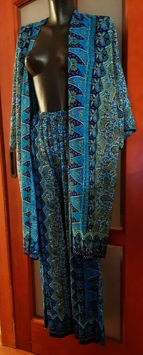 Predám letný nohavicový komplet veľ.uni, 