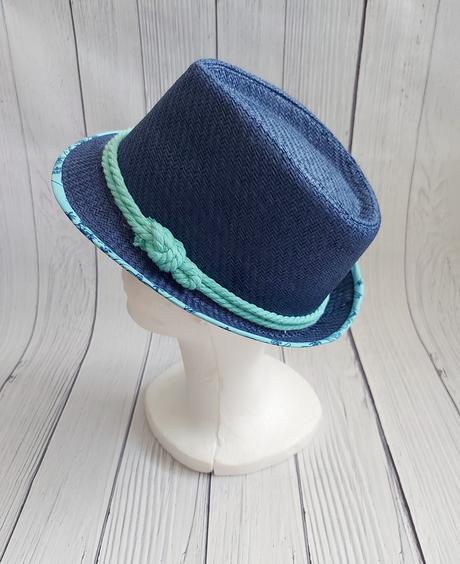 Modrý klobúk, takko,56