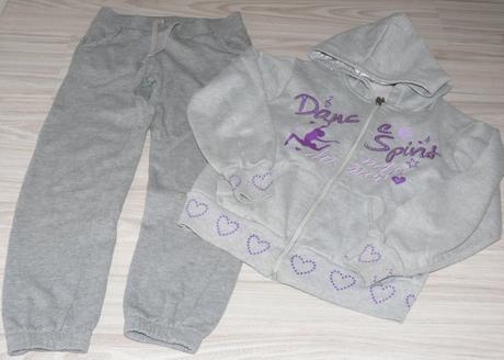 Tepláky so srdiečkami, 128