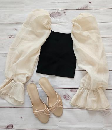 Pekná blúzka zara, zara,m