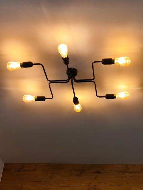 Nastenna lampa, 