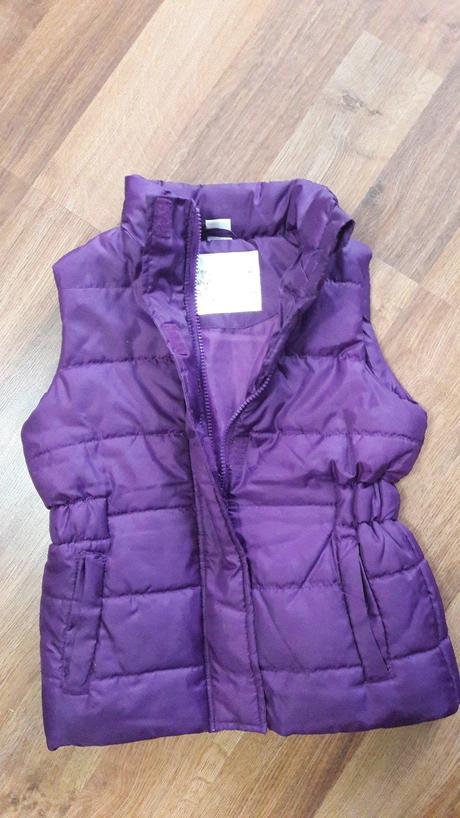 Dievčenská vesta, 128