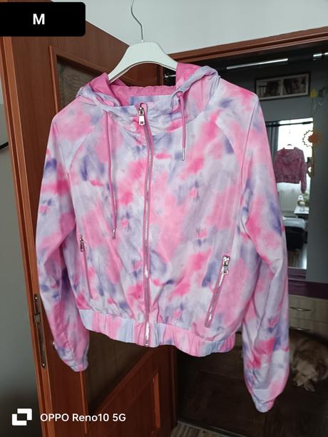 Balík dámskeho oblečenia, s