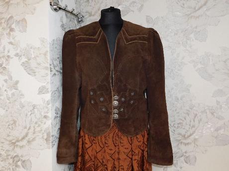 Kvalitny damsky blejzer/sako /kroj, 38