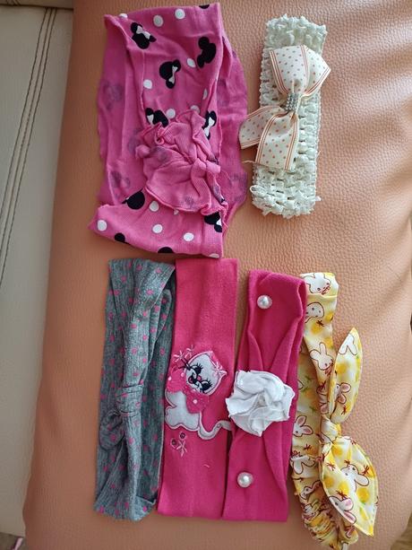 Čiapky a čelenky veľ.50, 50