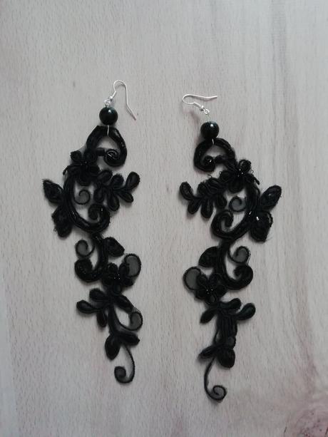 Náušnice z čipky , ručne vyrábané na zákazku., 