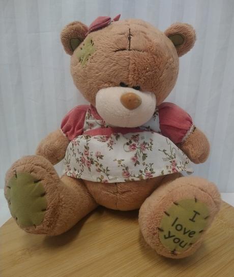 Plyšový hnedý medveď v šatách, i love you, 26 cm, 