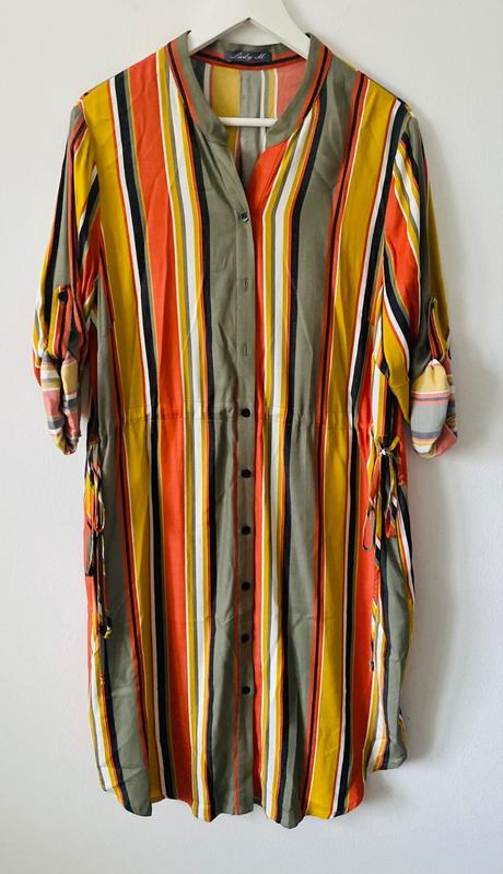 Makyta pasikave šaty / kosela, 46