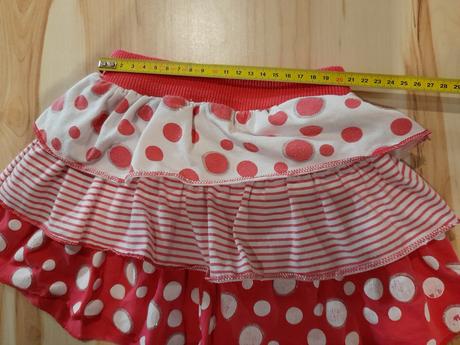 Volániková suknička, 104