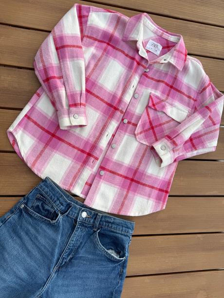 Kockovana oversize vrchná košeľa ružová, zara,140