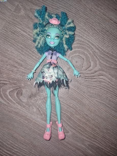 Monster high honey swamp,