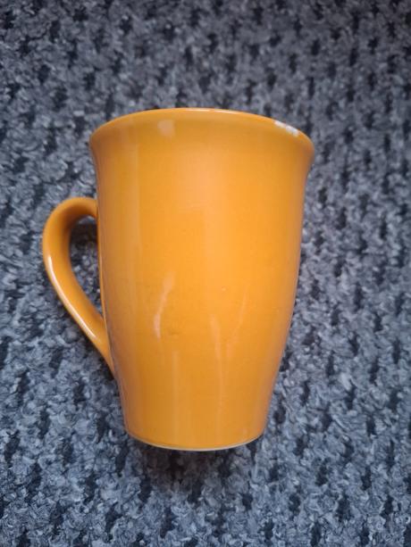 Hrnček s menom simona, 