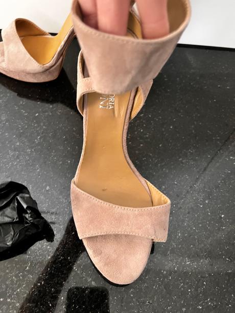 Sartoria leoni sandálky vel.39, 39