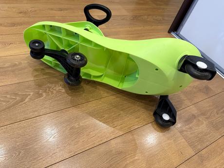 Riricar samochodiace autíčko,