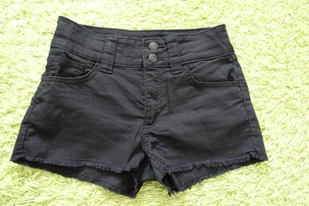 Šortky, h&m,152