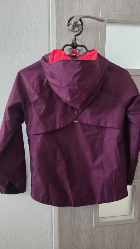 Nepremokavá bunda, quechua,140