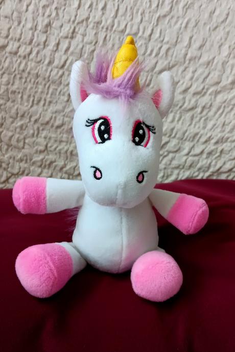 Menší plyšák 23cm, 