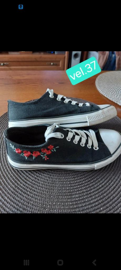 Platenky 37, sinsay,37