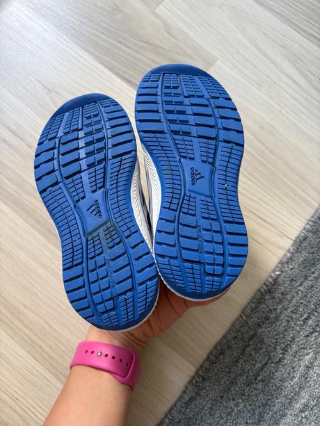 Topanky adidas eu 28, adidas,28