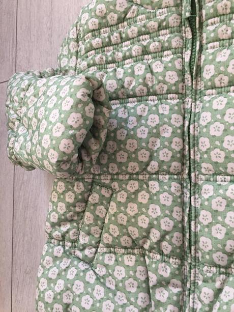 Dievcenska bunda 3-4 roky, next,104