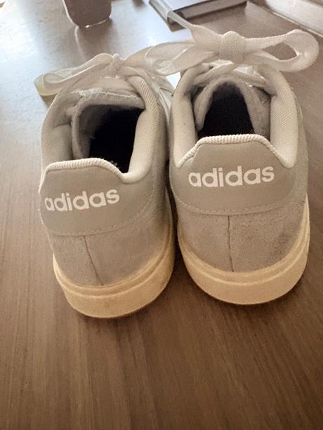 Predam adidas tenisky, adidas,41