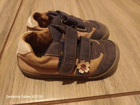 Filii dievčenské, filii,26