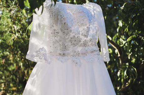Tylové svadobné šaty, 36