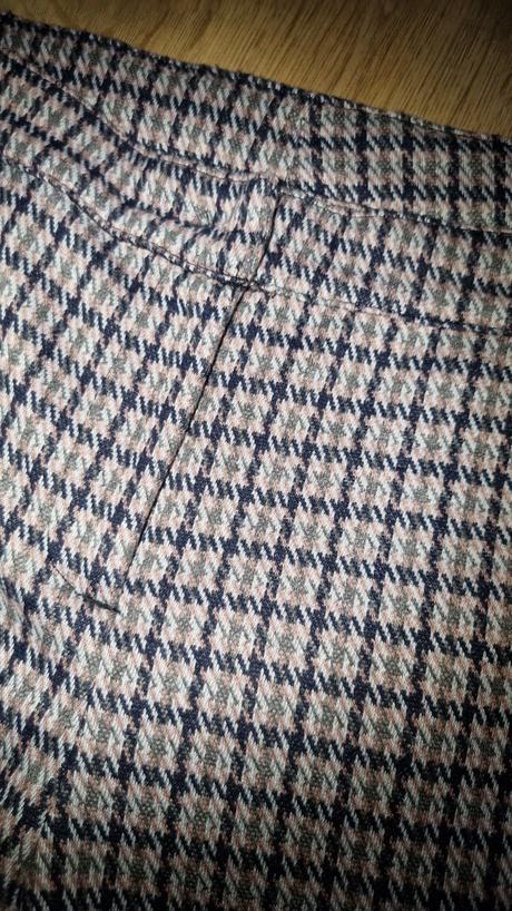 Nohavice karo, next,152