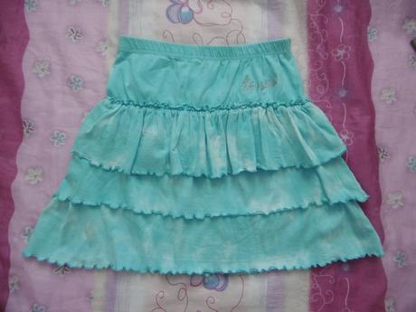 Sukňa s volánmi, 140