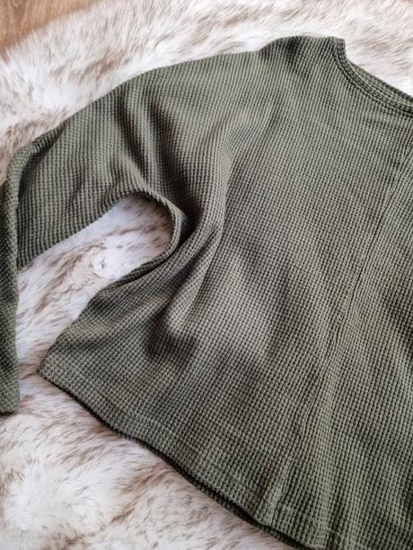 Crop top topik, takko,s