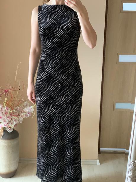 Spolocenske saty (zamat s trblietavym aplique), 38