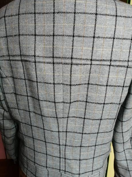 Prechodná bunda, 38