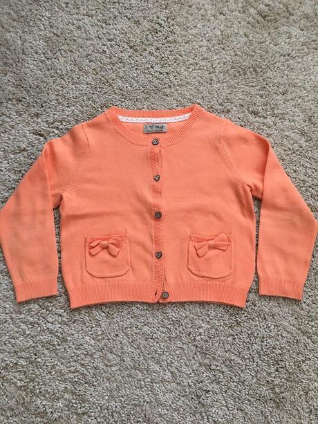 Sveter next, next,98