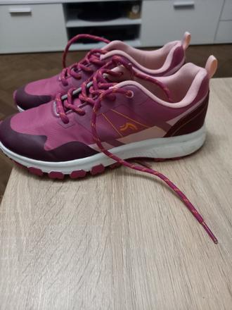 Nepremokavé tenisky, botasky, turistické topánky, 35