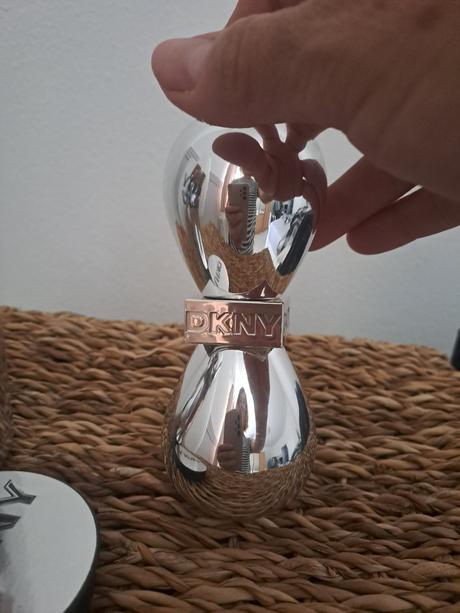 Dkny parfem, 