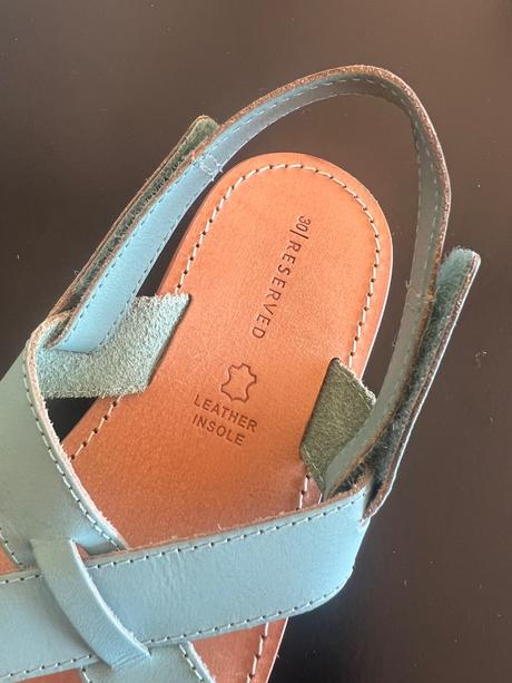 Kožené sandalky / šlapky, reserved,30