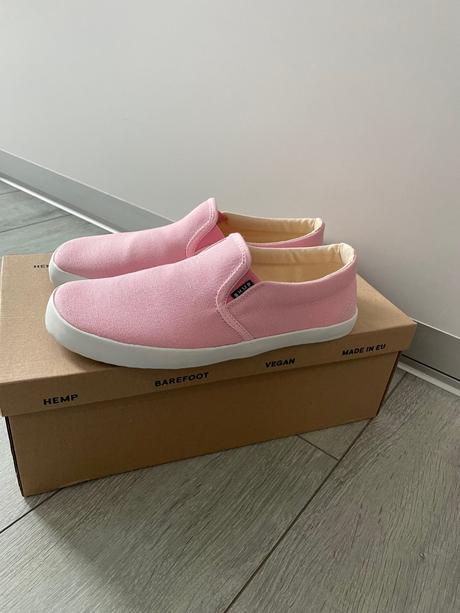 Konopné barefoot tenisky, zn. bohempia, v.37, 37