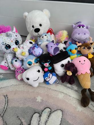 Plyšové hračky spolu, 