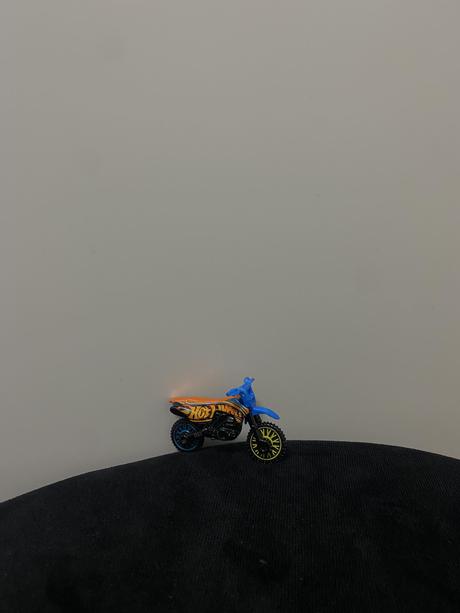 15 ks hot wheels kovové autíčka bez poškodenia, 